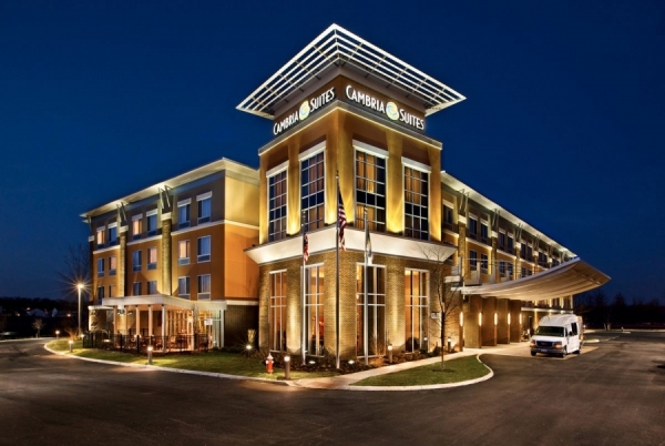 Photograph Richard Steinberger Cambria Suites on One Eyeland